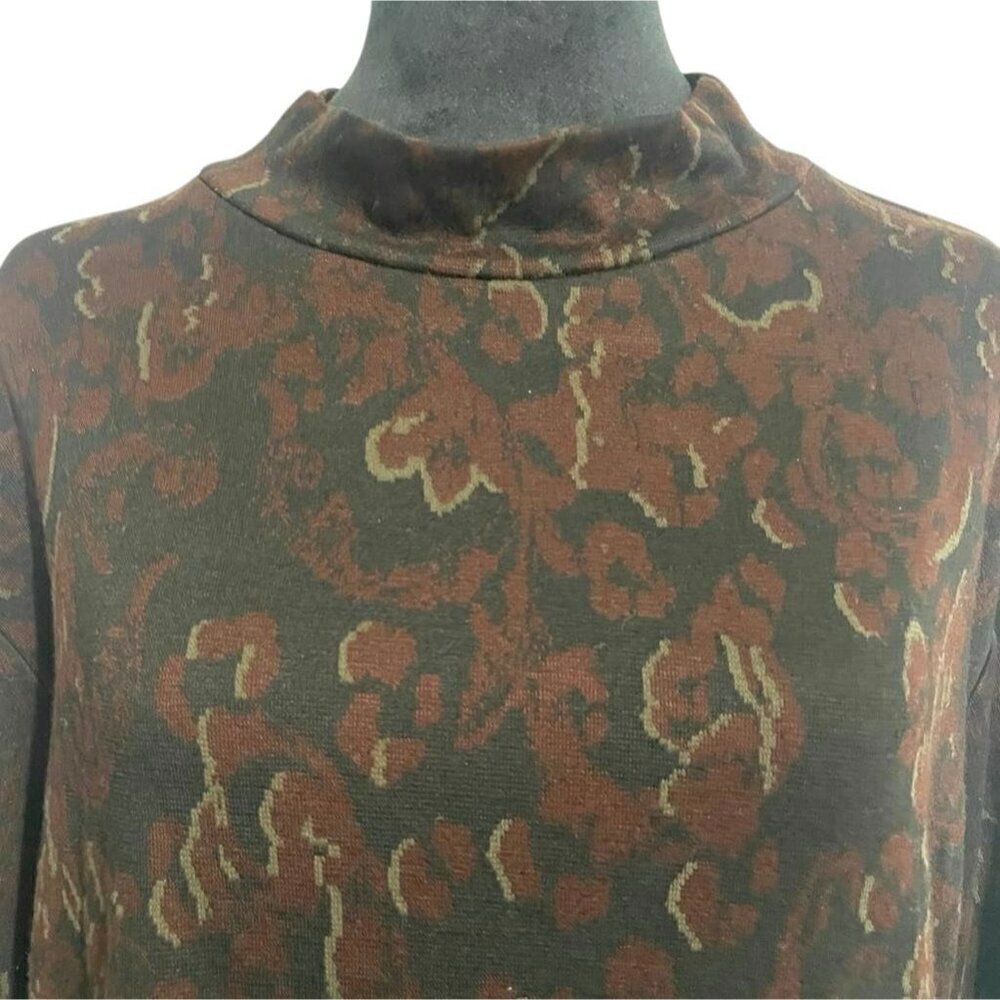 NEW Cut Loose Size Medium Top Blouse Long Sleeve Mock Neck - Picture 2 of 10